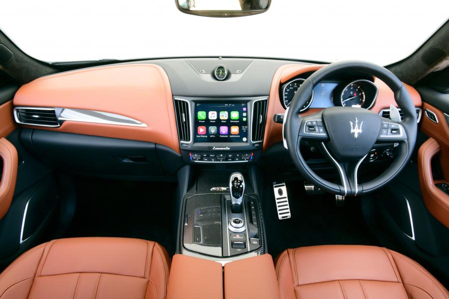 Торпедо Maserati Levante S Q4 GranSport 2017 года  (AU) (фото 2 из 36)
